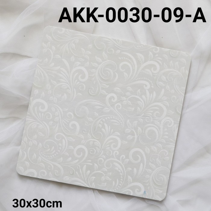 

GR-AKK-0030-09 CAKE BOARD TATAKAN ALAS KUE KOTAK 30CM MOTIF UKIRAN GRATIS ONGKIR