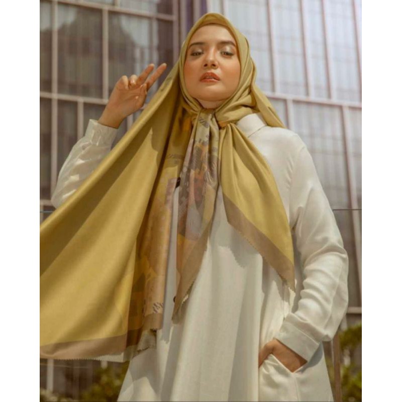 HIJAB DEENAY X ZASKIA SUNGKAR URBAN SERIES LINE