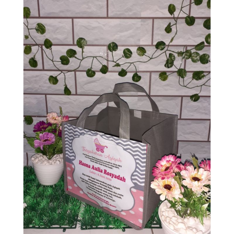 

Tas hantaran aqiqah uk 20*25 L. 20
