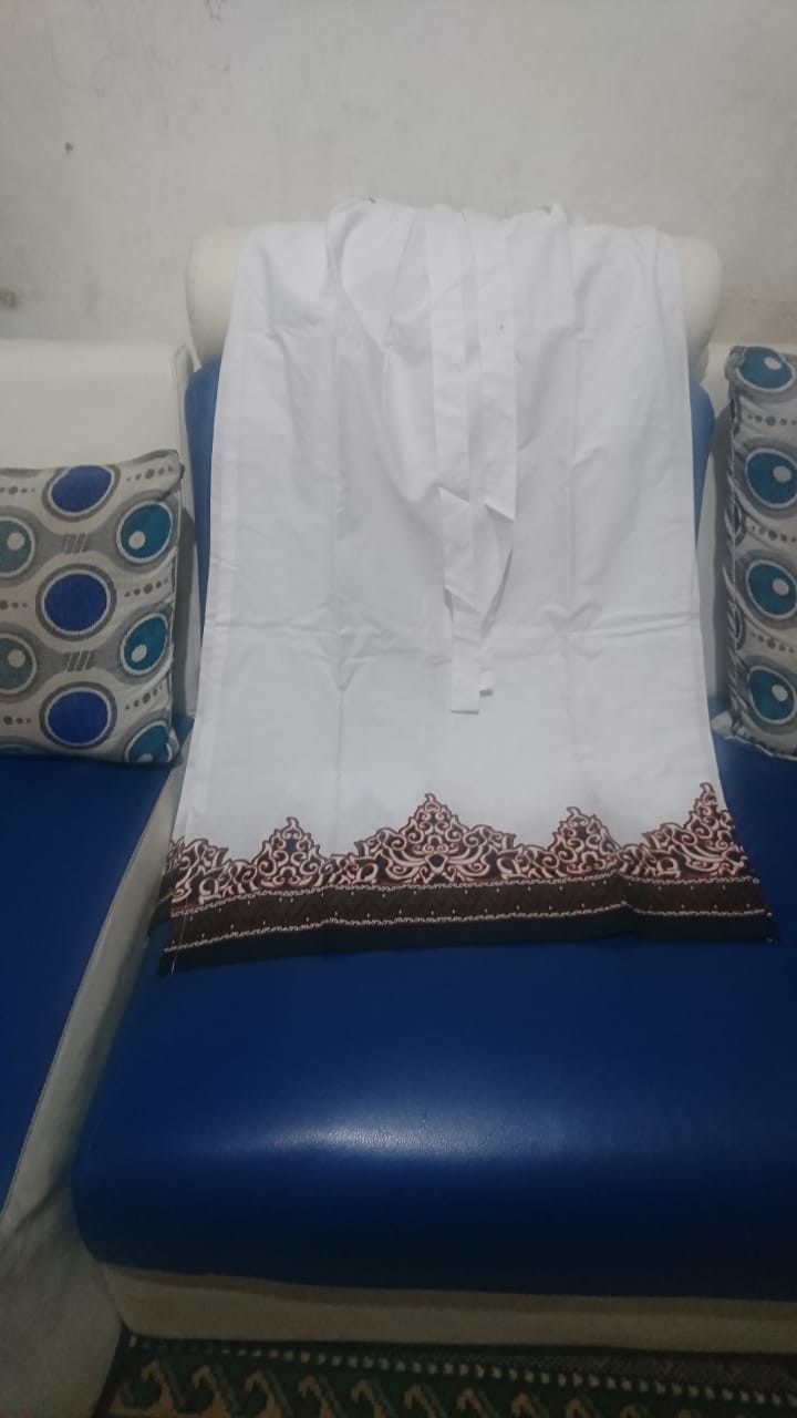 Batik Solo Setelan Celana Sarung Dan Kemeja