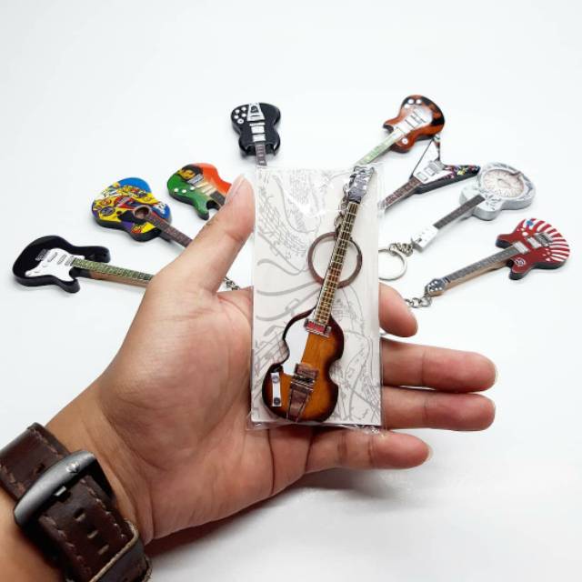 souvenir pernikahan MURAH Gantungan kunci MURAH KEREN gantungan kunci gitar murah gantungan kulit
