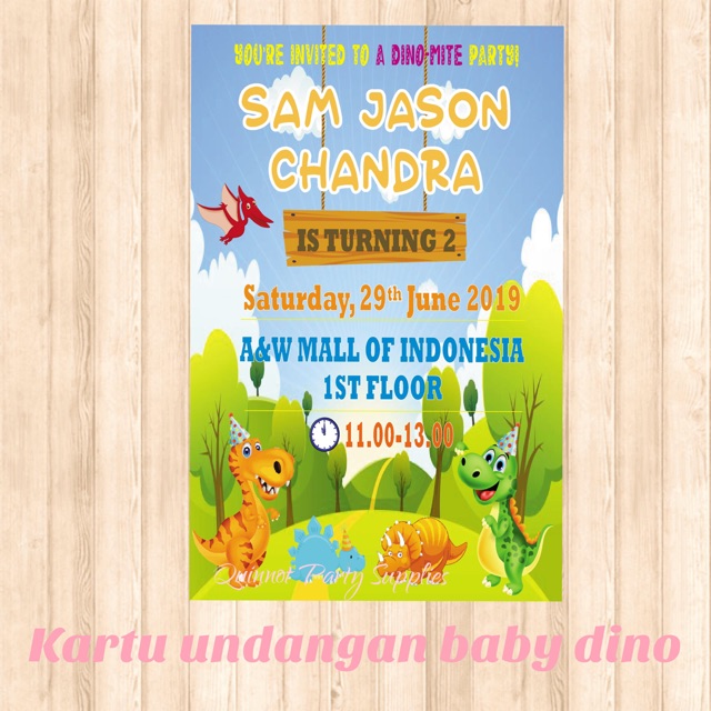 Kartu undangan ulang tahun tema dinosaurus