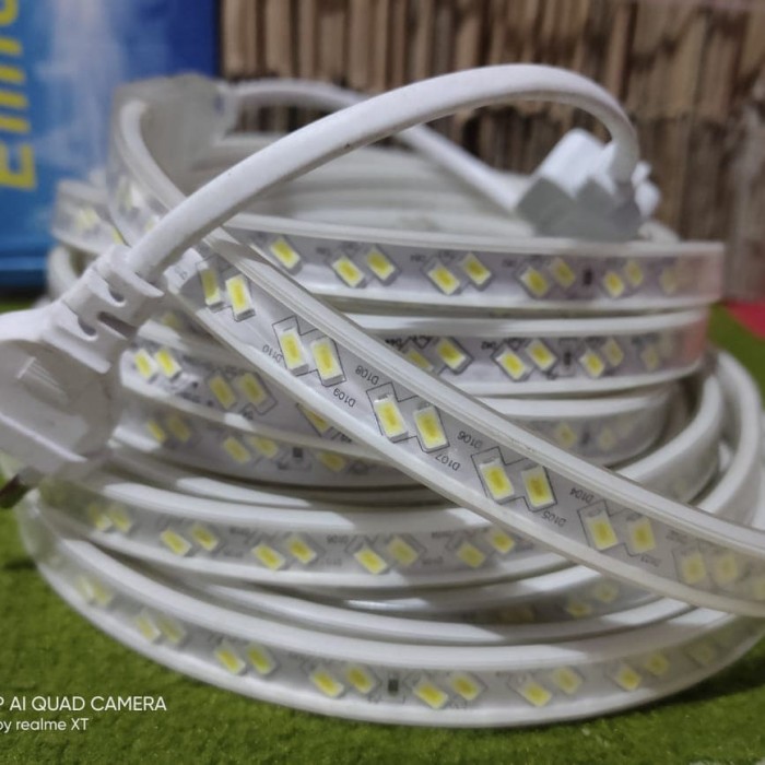 Lampu plafon / Lampu LED Strip 5730 Per Meter 220 V / Solusi Dekorasi