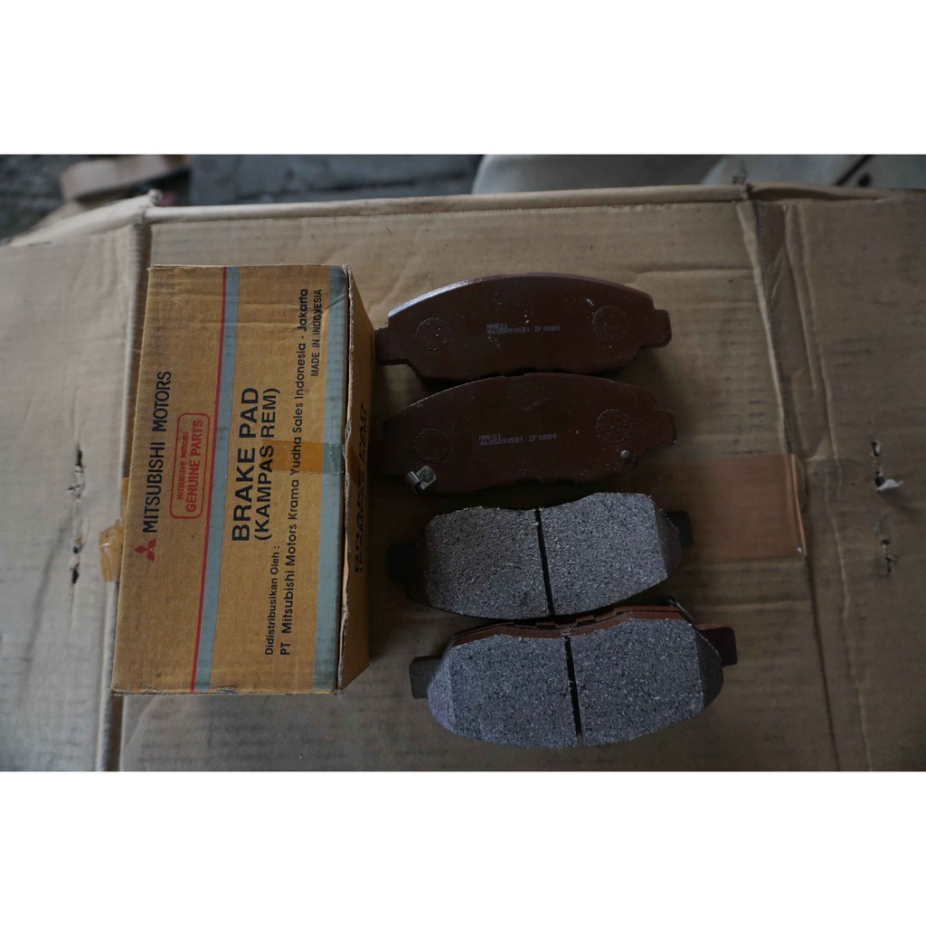 Brake Pads Kampas Rem Depan Mitsubishi L300 Diesel New ASLI KTB!