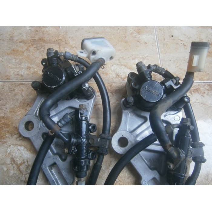 SALE  kaliper tiger revo cakram belakang tiger revo  CUCI GUDANG