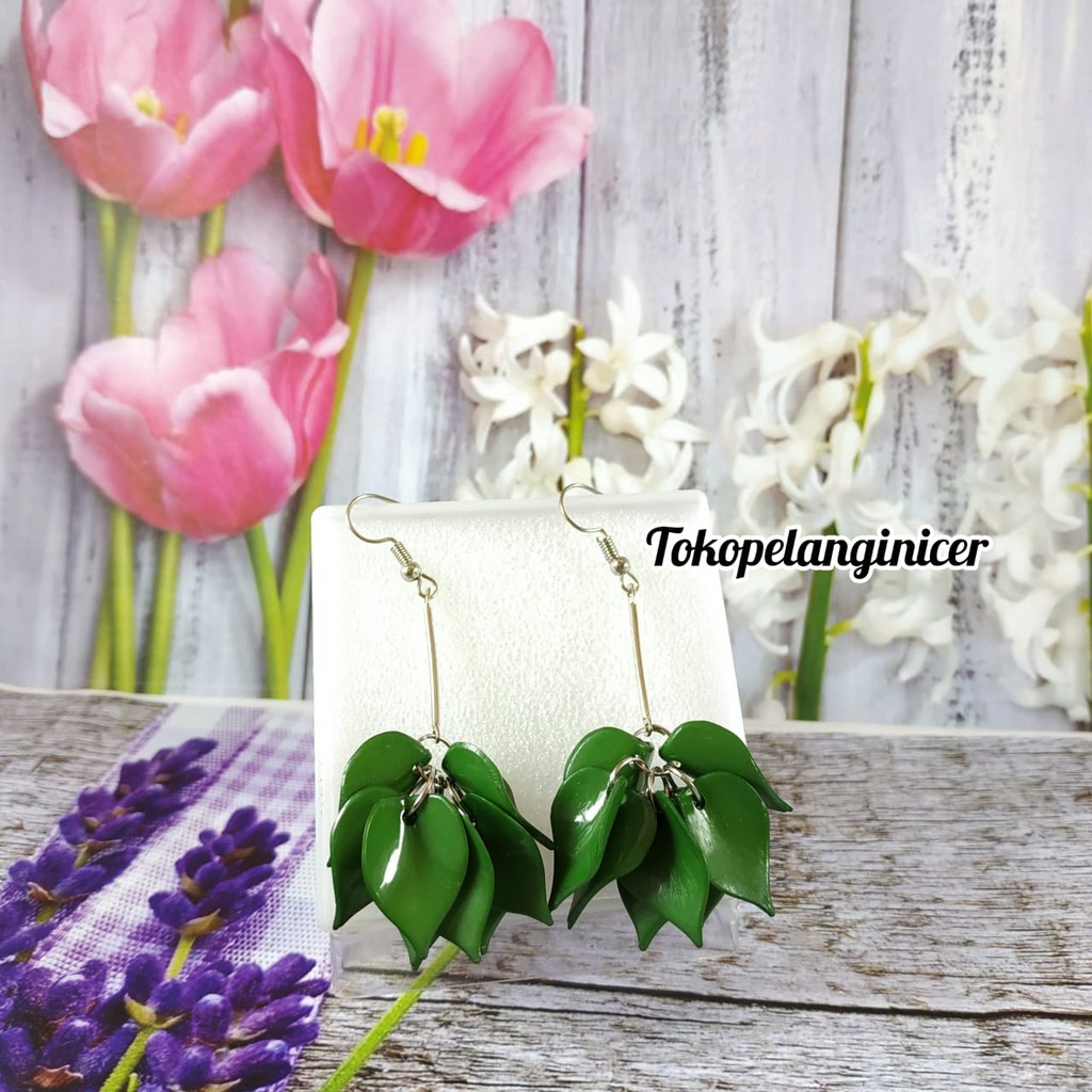 Anting Fashion wanita DAUN Tingkat kekinian  By Tokopelanginicer