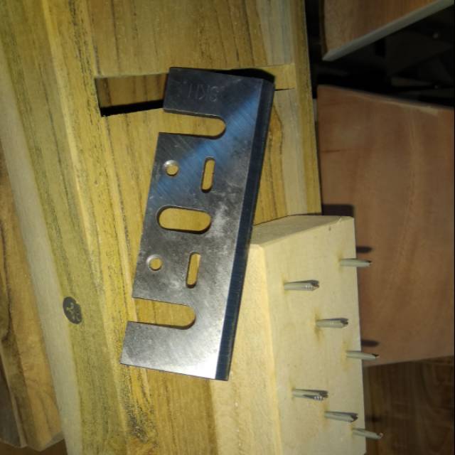 Pisau repil serut es batu