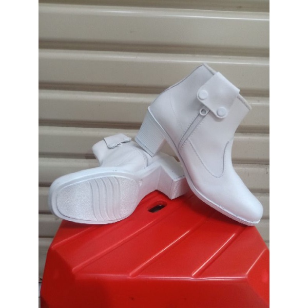 sepatu  pdu LURAH wanita putih