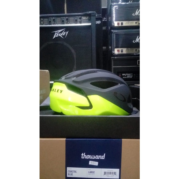 HELM SEPEDA OAKLEY ARO3 RETINA BURN