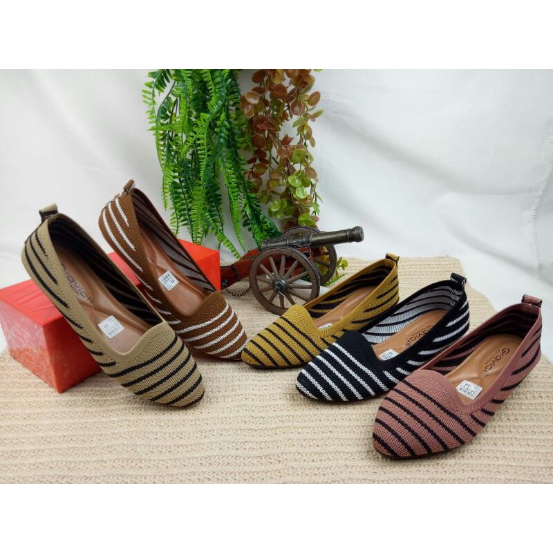 Sepatu Flat Wanita DEO 04