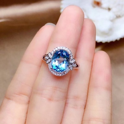 Cincin Berlian Sapphire Bentuk Bunga Kecil Bahan Stainless