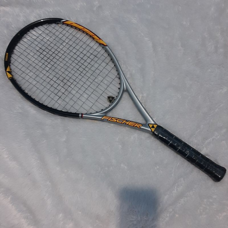 Preloved Raket Tenis ORI Fischer beat titanium (Barang Mulus)