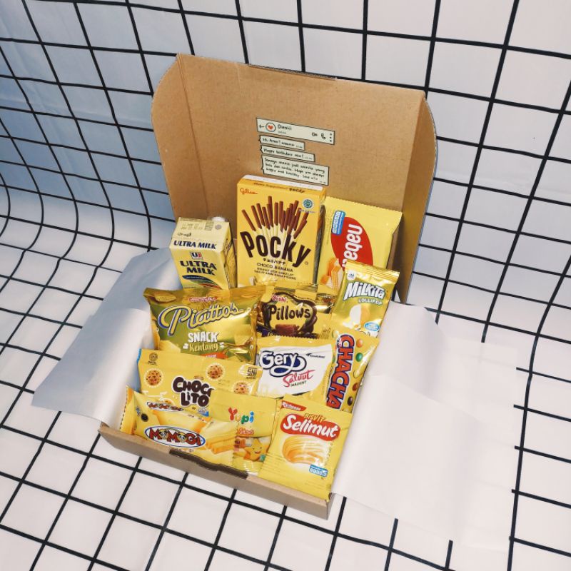 

Mhiuphiu Hampers | Kado Ulang Tahun / Snack gift mhiuphiu