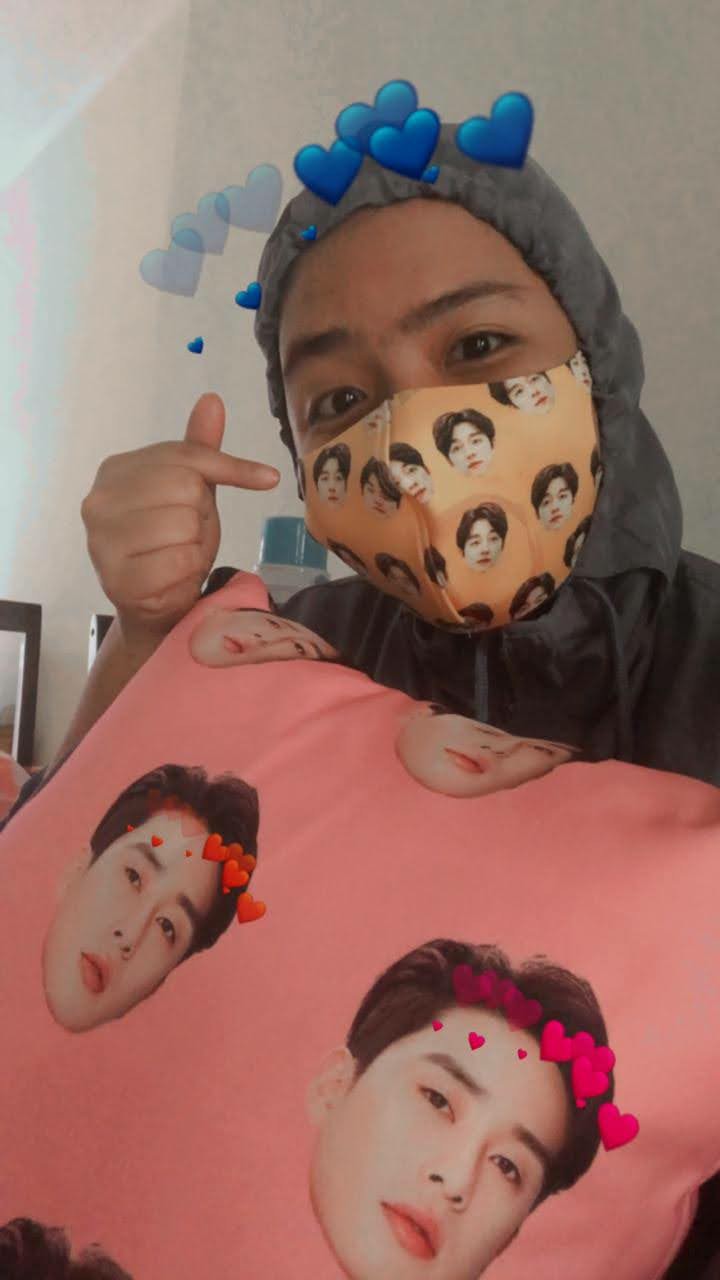 Custom Bantal Oppa Drakor Kim Seon Ho Hyun Bin 70 X 50cm