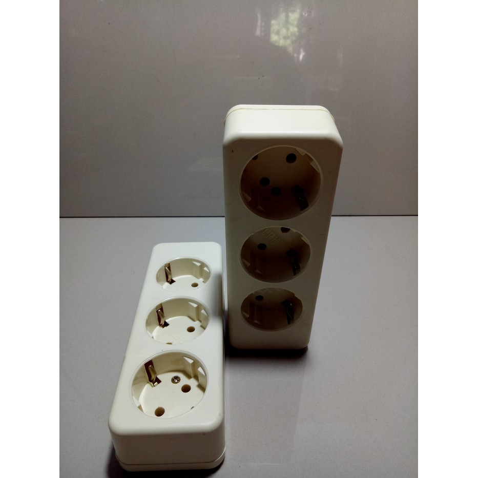 Stop Kontak 3 Lubang ERKE SK-123L