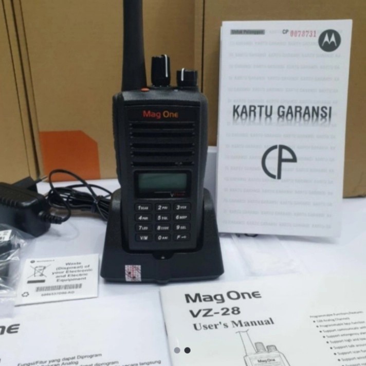 HT HANDY TALKIE MOTOROLA MAG ONE VZ-28