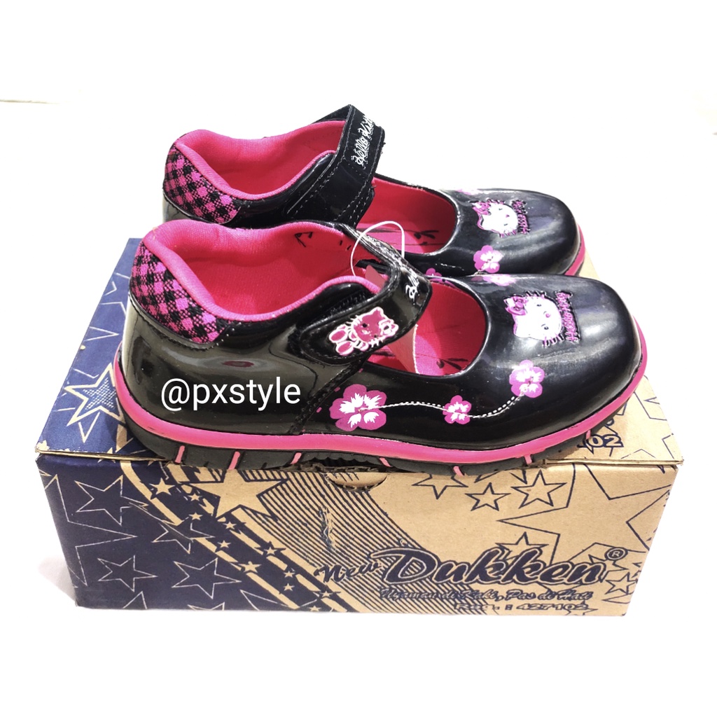 Sepatu Anak Sekolah Perempuan Hello Kitty Duken/Sepatu Sekolah Hitam Anak Cewe Hello Kitty/Sepatu Hello Kitty