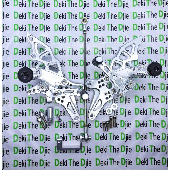 Footstep Step Underbone Nui Racing Monster Honda Cbr Cbr150 Cbr150R - Silver