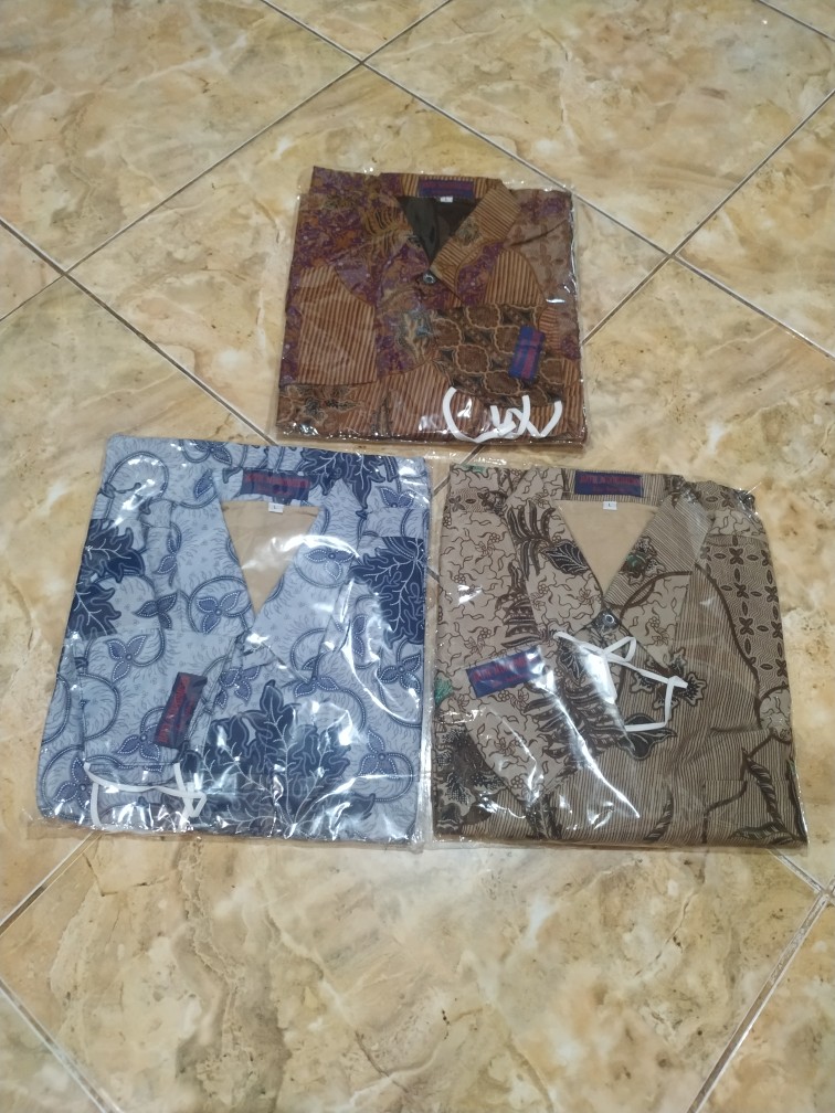 Kemeja Batik Ndoromesem Bahan Katun Baturaden Reguler Fit Ao12