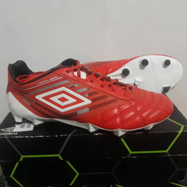 umbro medusae premier fg