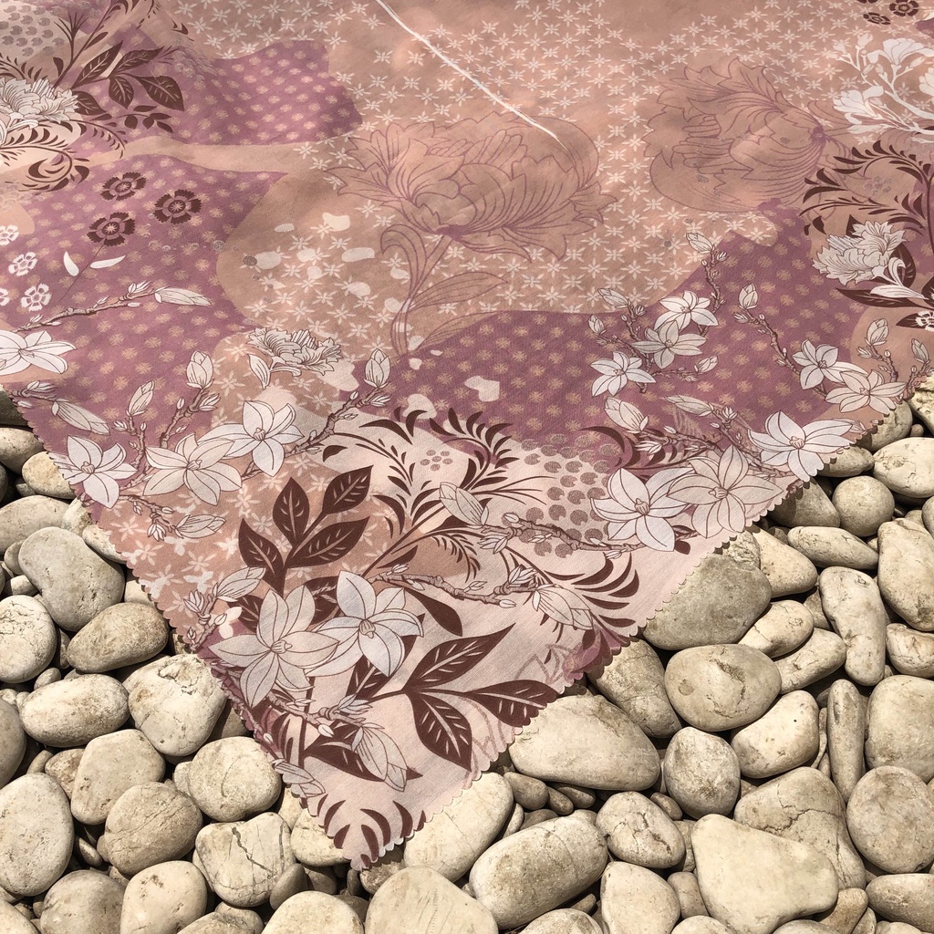 JILBAB MOTIF HIJAB SEGIEMPAT VOAL MOTIF PREMIUM JILBAB PRINT LASERCUT KERUDUNG SEGIEMPAT MOTIF MURAH-Felis Pink