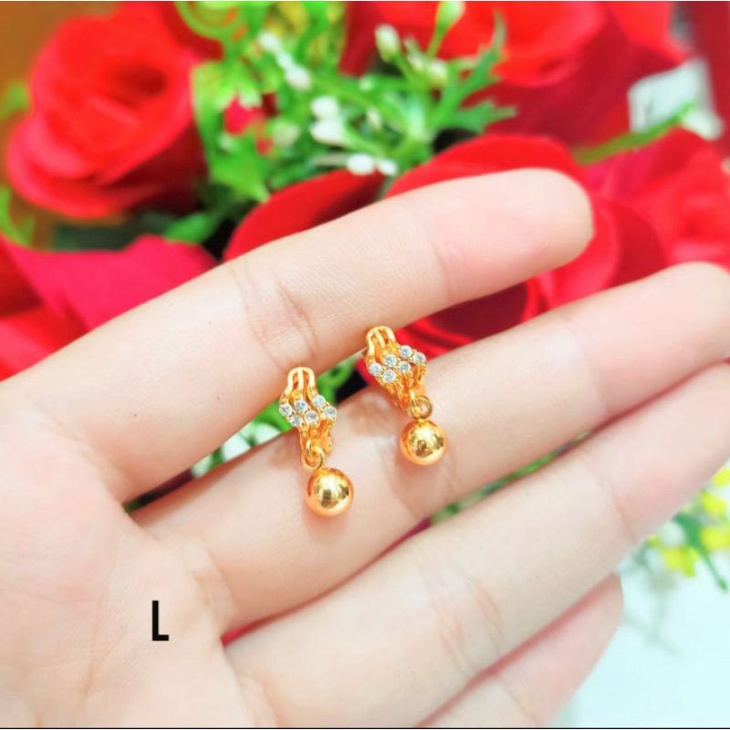 Anting Anak Jepit Permata Zircon Gold