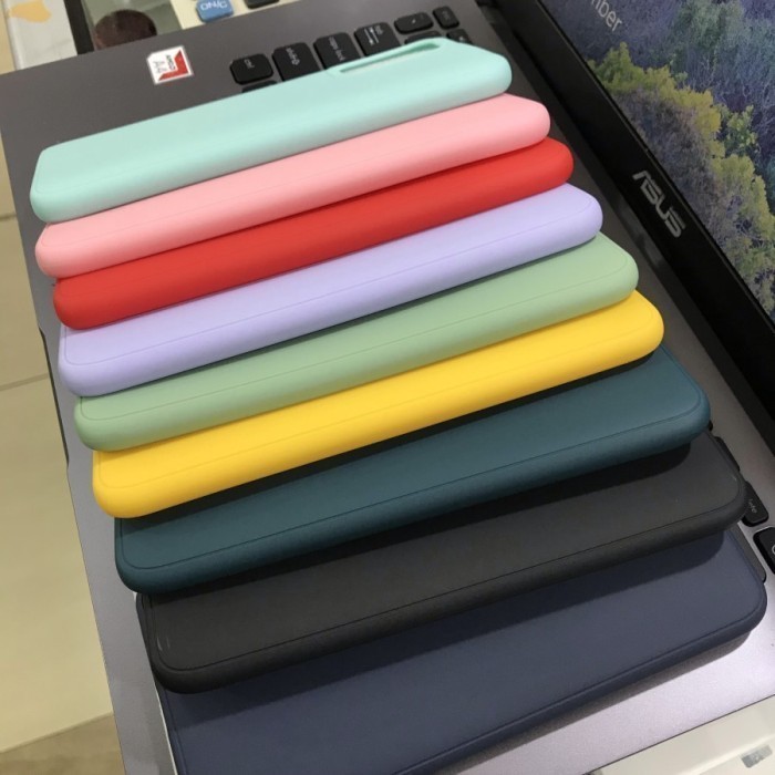 OPPO A74 5G 6.5 INCH PREMIUM SILIKONE CASE LANYARD TALI SEWARNA