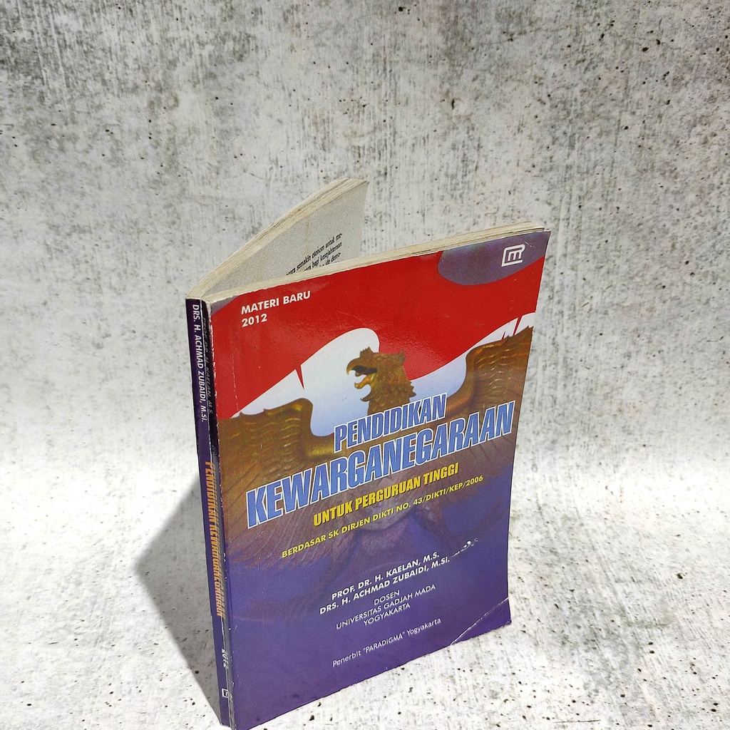 

Buku Pendidikan Kewarganegaraan Paradigma