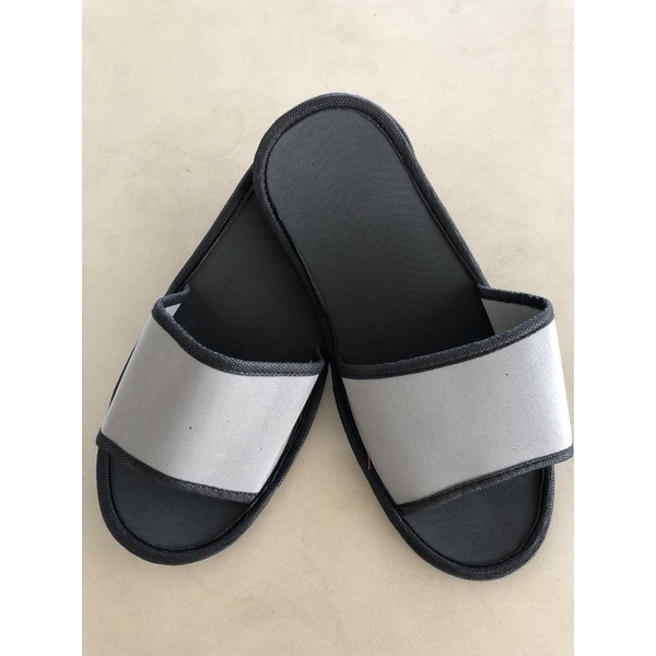 Sandal Hotel (Baca Deskripsi)-3