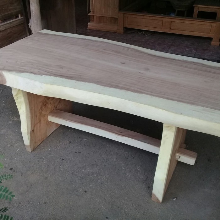 Meja Kayu Trembesi Suar Meh Panjang 2 meter Mentah