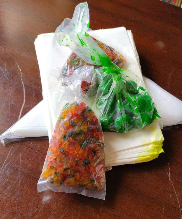 Plastik Segitiga/pipping Bag Isi 100pcs