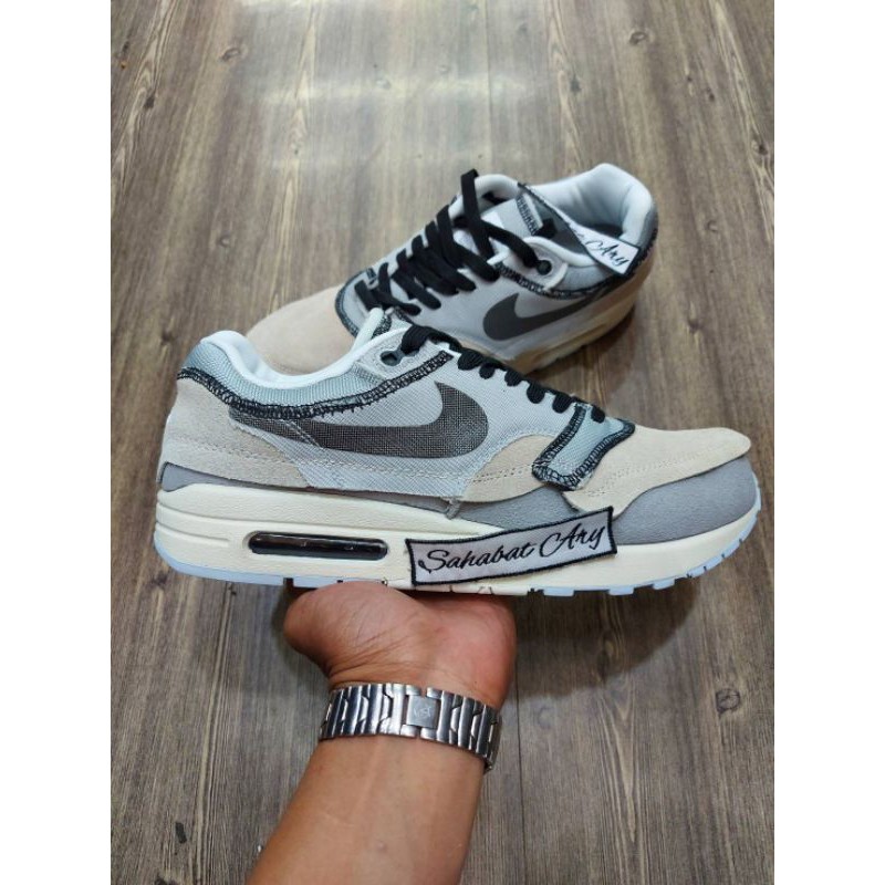 inside out air max 1