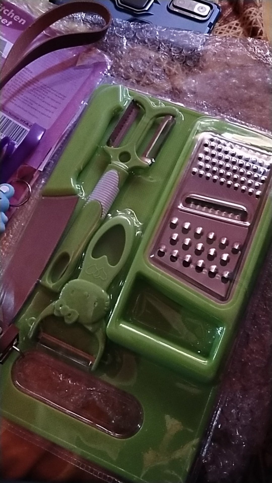 Set Talenan Pisau / Set Talenen Dapur Lengkap Parutan Dan Peeler 6 In 1