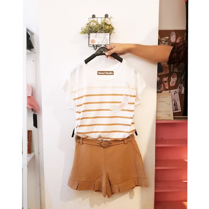 

Kualitas Terbaik - Atasan Blouse Cat Wanita Import / Celana Pendek Coklat Love *1Set