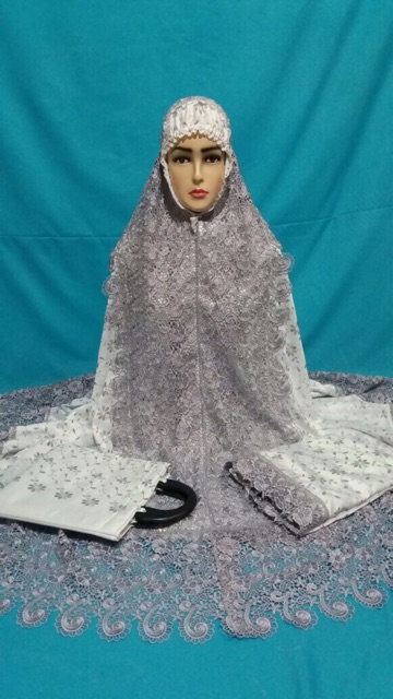 Mukena mewah prada swarovsky sutra bordir silver