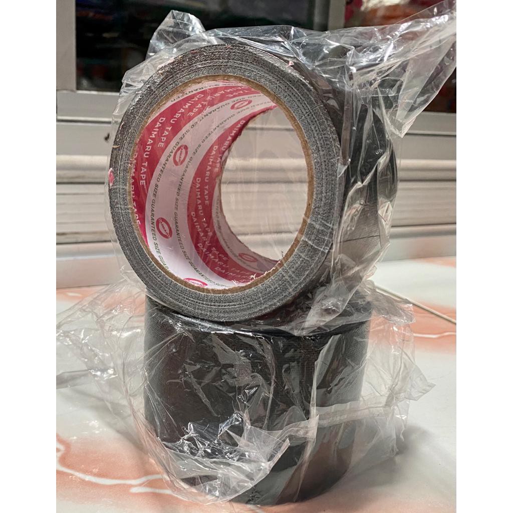 

Lakban Kain Hitam 72mm (3 inch) Daimaru