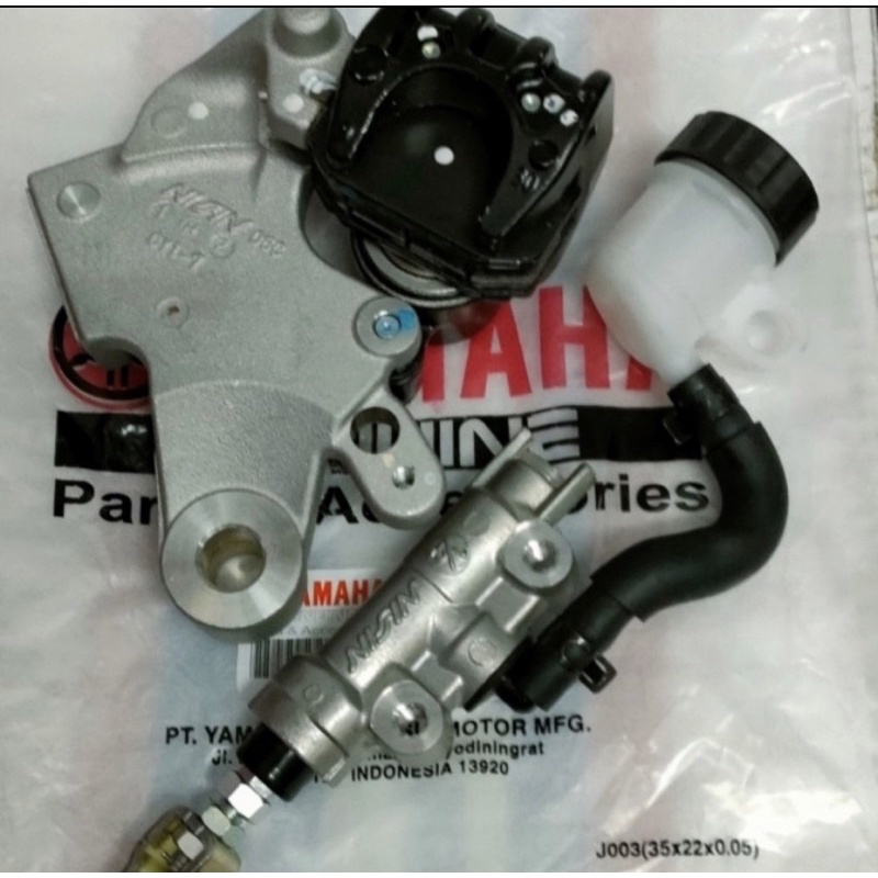 KALIPER BELAKANG PALA BABI BELAKANG SET MASTER BELAKANG R15 V3 MT15 VIXION VVA   ORI ASLI 100% YAMAHA YGP NISSIN