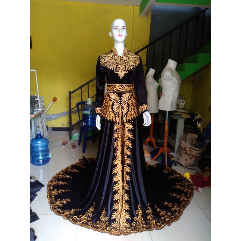 kebaya pengantin bludru ekor lebar || kebaya pengantin modern || kebaya pengantin bludru || kebaya p