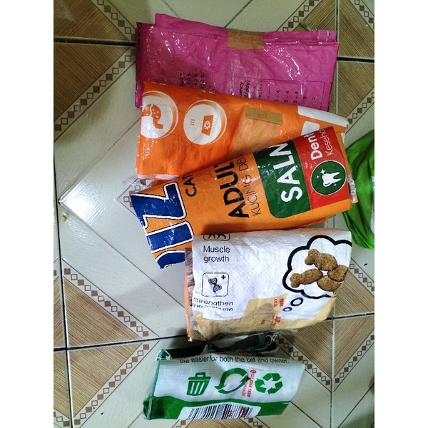 JUAL KARUNG BEKAS MAKANAN KUCING