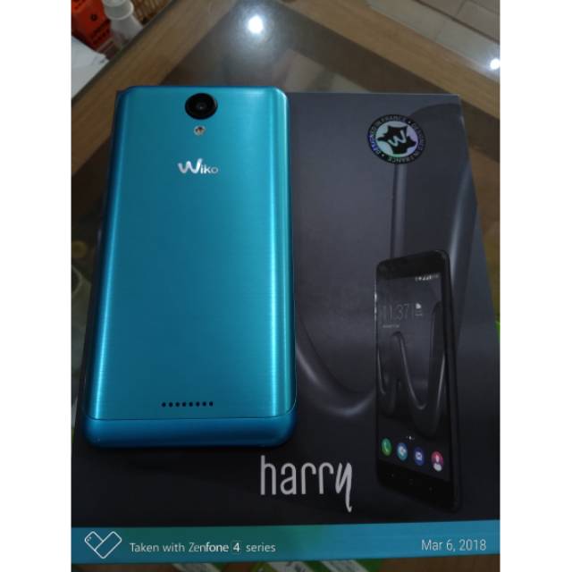 HP SECOND , WIKO HARRY