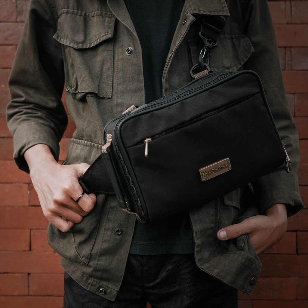 Tas Pinggang Pria Waterproof Waistbag Multifungsi Original - Eclipse Men Mokamula