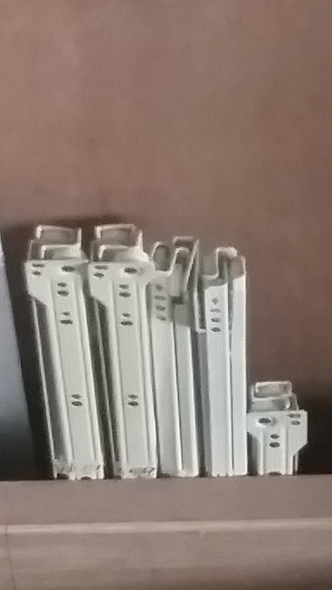 Rel Laci Lenaga By Huben 30 Cm 1 Set (2 Pcs). Biasa Roda Singel Track Putih Free Skrup