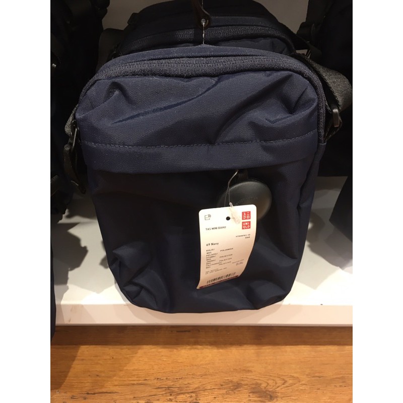 Sling bag uniqlo