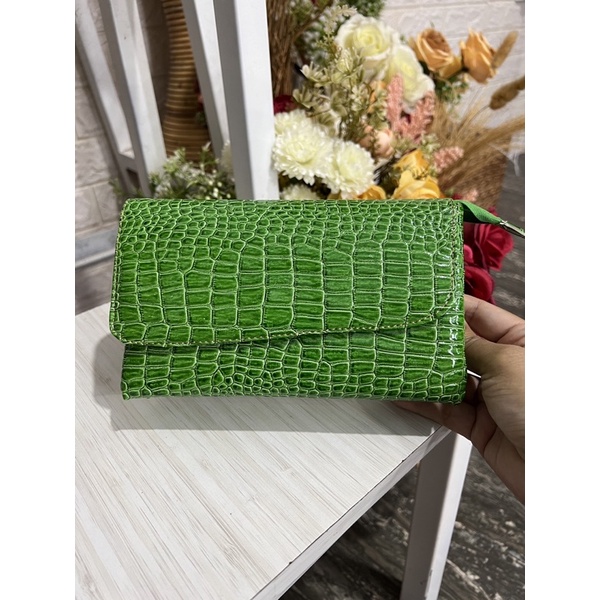 dompet selendang