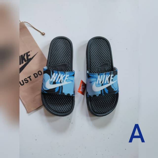 Sandal slop Nike Benassi pria dan wanita termurah-1