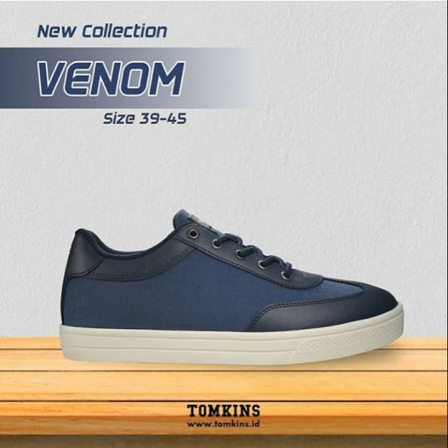 Sepatu tomkins pria venom navy