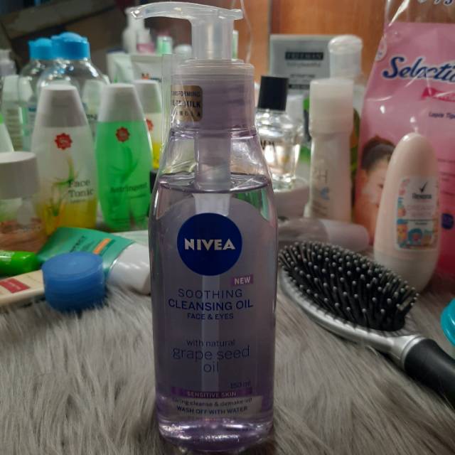 NIVEA CLEANSING OIL - GRAPE SEED OIL