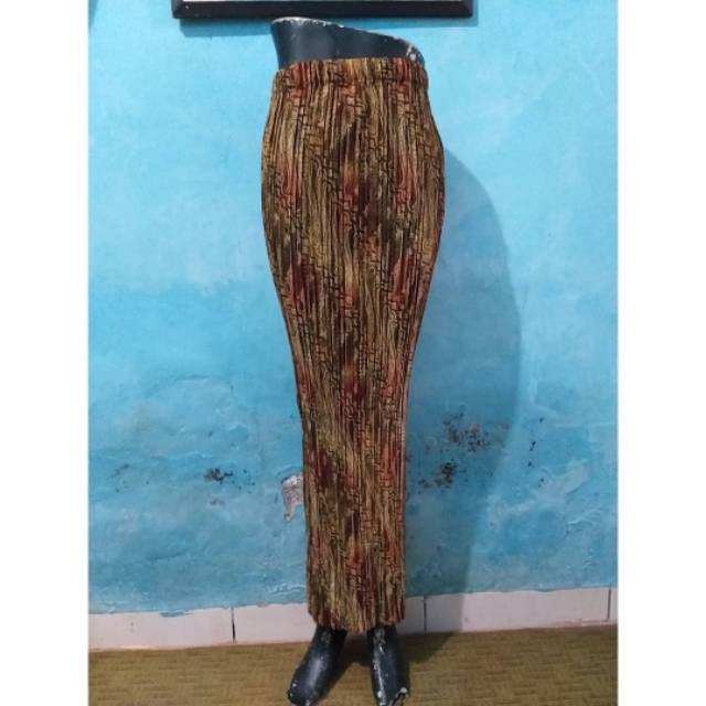 ROK PLISKET BATIK LERENG GOLD