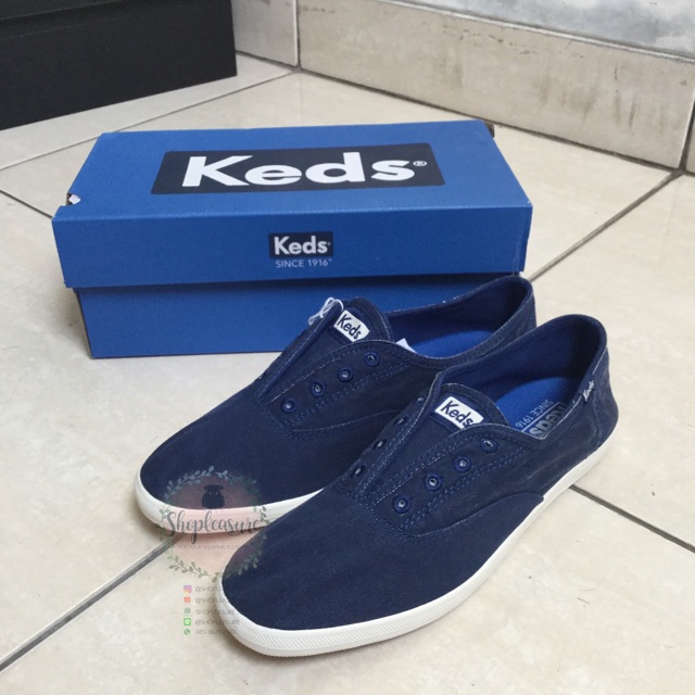Sepatu keds shoes champion chillax navy slip on original ori asli authentic size 37