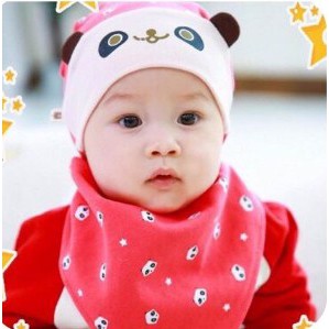 Satu Set Kupluk + Celemek | Bib + Hat Panda